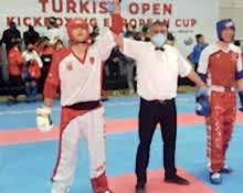 Başarılı Antrönerlerimiz ve Sporcularımız