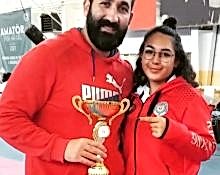 Başarılı Antrönerlerimiz ve Sporcularımız